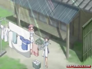 Attraktiv japanisch hentai wird squeezed sie bigboobs und stocherte