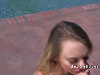 Soused špionážní pak zkurvenej prsatá blondýnka