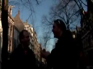 Gollandiýaly call gyz turist agzyňa almak
