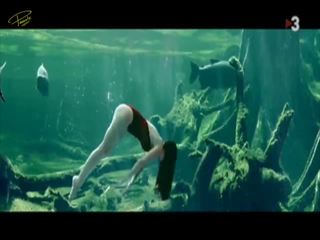 Corbero 나체상 beguiling 스페인의 여배우