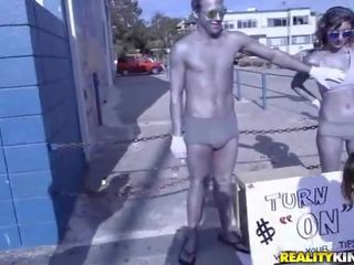 Sikiş clip zartyldap maýyrmak fuking
