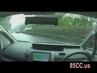 Nevinný dívka výstřik v auto