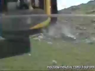 Lascivo coppia scopata all'aperto