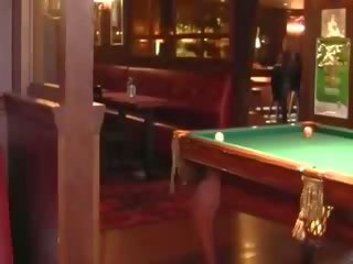 Jatty convinced to suck dong for pul in bar