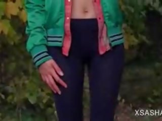 Perişde faced sasha flashing her small boobies in the bag