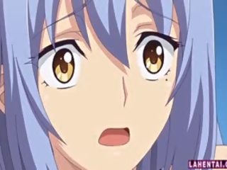 Hentai divinity në rroba banje merr fucked nga prapa në treshe