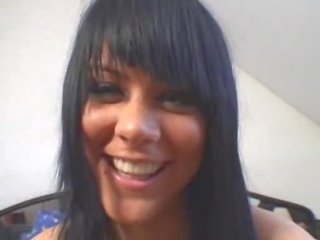 Beguiling brunet fuck and ýüzüne dökülen