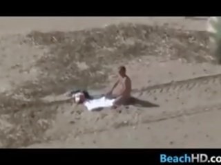 Šnipinėjimo apie lascivious žmonės į as paplūdimys