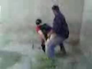 Arab maminka v prdeli na the ulice klip