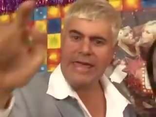 Divje zabava zavoji v extraordinary skupina xxx film ukrepanje