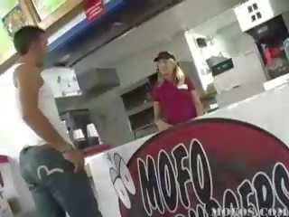 Provocative fast nahar worker gets down on her knees to blow two lads