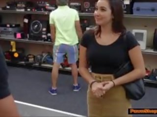 Ýaşlar karlee takes a big peter for nagt pul