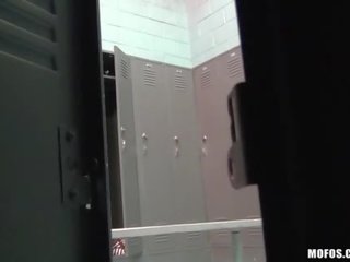Superb chick gets a dick