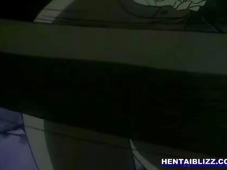 Captive anime dostane vymačkaný ji velký kozičky