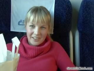 Beguiling blondi harlot saa kova ylös puhuminen