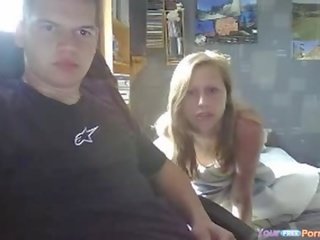 Pangit lalaki fucks a superhot tinedyer