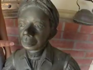 Erected one-eyed ozruta je získavanie olizovať