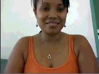 Filipina gril