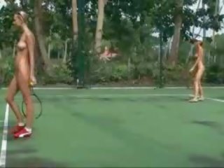 Bëj ju si tenis?