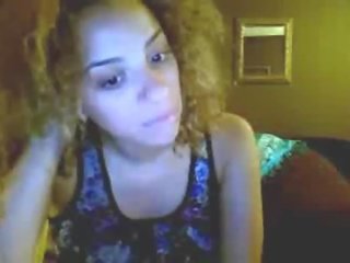 Curly web kamera enchantress gets naked
