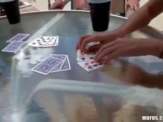 Kolledž striptiz poker oýun ends up in topar sikiş