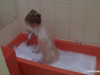 Chick takes a relaxing bath immediately after the work <span class=duration>- 16 min</span>