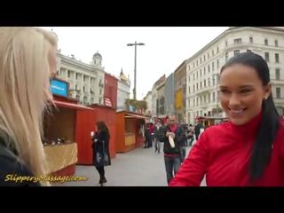 Lesbička kluzký nuru masáž dospělý film