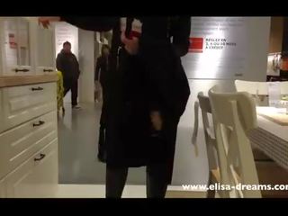 Upskirt and flashing no kathok in a famous shop