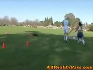 Latin futbol player smacks taşşak