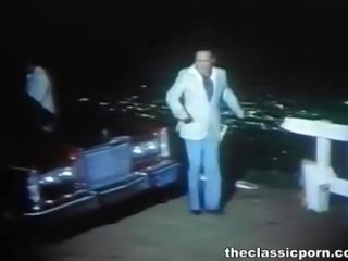 Retro uly emjekli gurjak fuck and suck