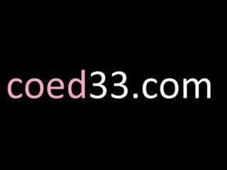 无辜 小 titted 公主 性交
