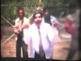Bangladeshi 여배우 b grade 클립 vids 노래 로맨스 추문