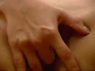 호리 호리한 비탄 수음을하다