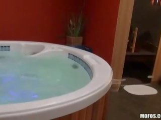Čeština fantazie žena electra analyzed v jacuzzi