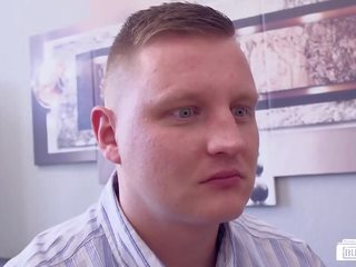 火傷 buero - ボインの ドイツ語 ブロンド 熟女 ファック で 男と男の女性 三人組 アット ザ· オフィス
