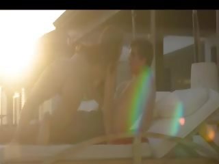 Public sex clip On Maldives Sunbed