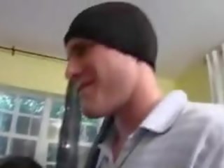 Три млад момичета x номинално видео с крадец с взлом