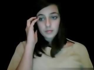 Paki adolescent Spreading Ass on Cam