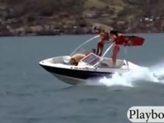 거유 badass 아가씨 즐겨 kite surfing 과 다른 활동