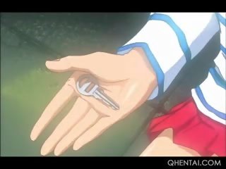 Hentai έφηβος/η κούκλα παίρνει και οι δύο τρύπες καρφωμένα σε πδπ τρίο