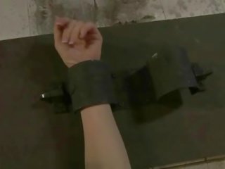 연인 punishing 과 humiliating groovy 금발의