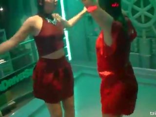 Teruja web pelakon prono fuck dalam kelab