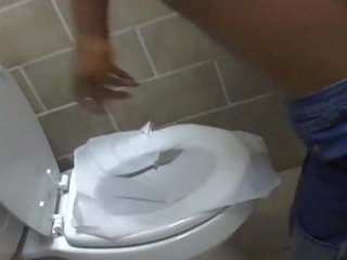 Porner premium: mov od ti razlikuje ebenovinaste bejbe ob a pee