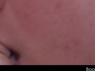 Amatore seductress duke e rruar pidh thau në përshkrim i hollësishëm