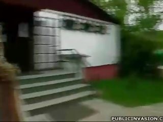 Hubad tinedyer dalagita makakakuha ng fucked sideways