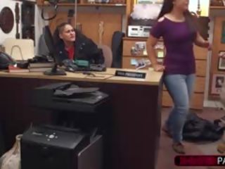 Pawnshop may-ari away theif may kaniya titi