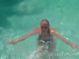 Modrý eyed vysoká škola bohyne dáva bj v pov štýl