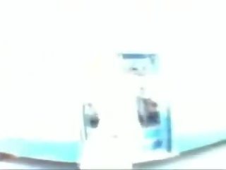 Ruse djalosh kinema suitor streak një publike autobuz