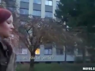 Willing hottie mendapat fucked dalam yang tandas