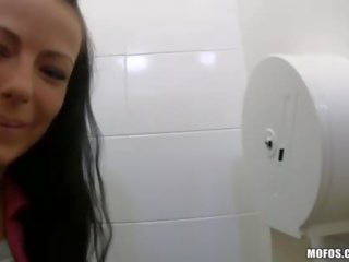 Seductress adalah inviting lelaki batang pelabuhan ke dalam beliau fuck gap